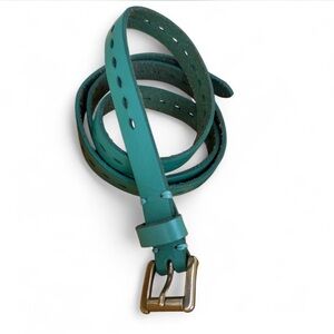 Adorable Green  Leather Belt with Gold Buckle